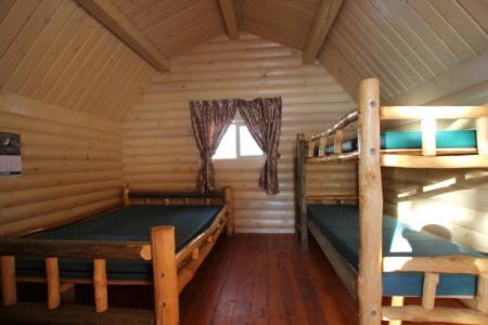 Revelstoke Campgrounds & Cabins Villa Dış mekan fotoğraf